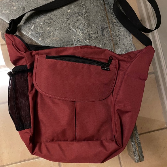 L.L. Bean Other - L.L. BEAN MESSENGER